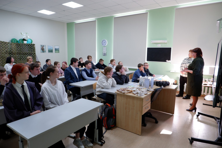 «Нестандартный урок», организованный волонтёрами проекта «Отзывчивые сердца».